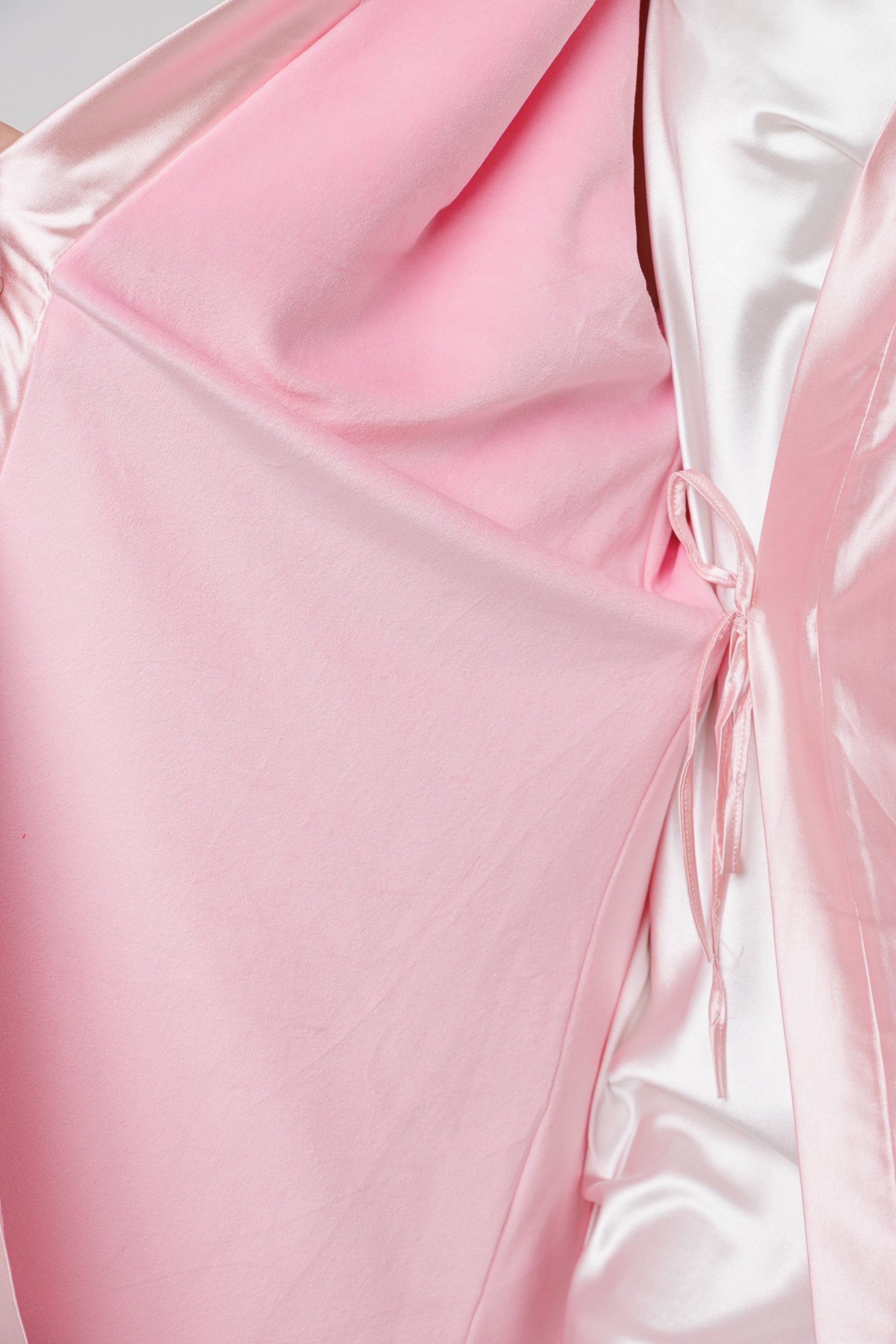 Pink Fur Lined Satin Robe – Shopfromsleekeg